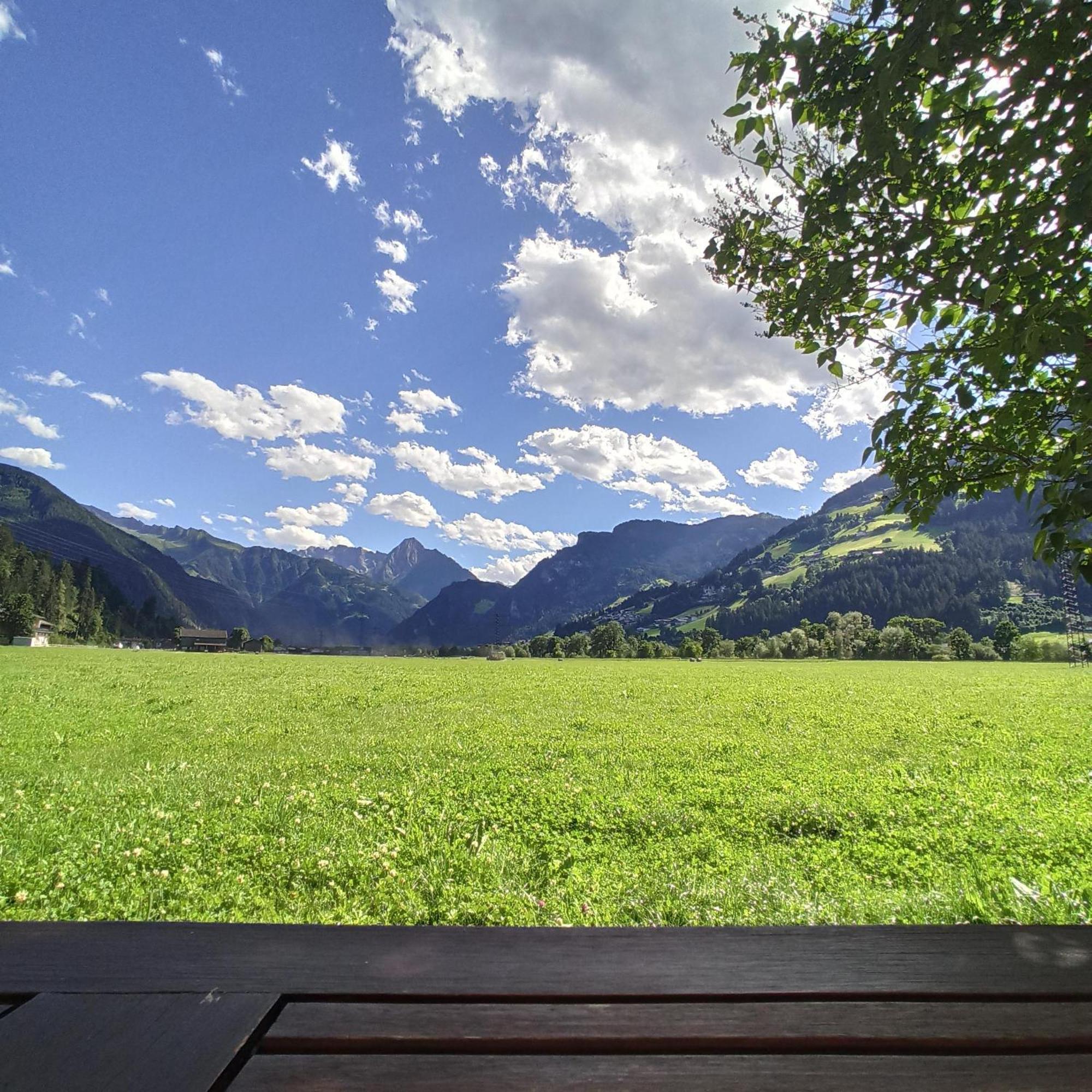 Ferienwohnung Zillertaler Alpenblick Zell am Ziller Buitenkant foto